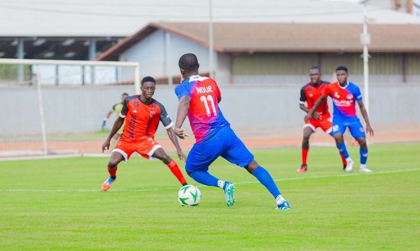 Nour FC Tient Tête à l'Atlantis FC dans un Duel Intense !